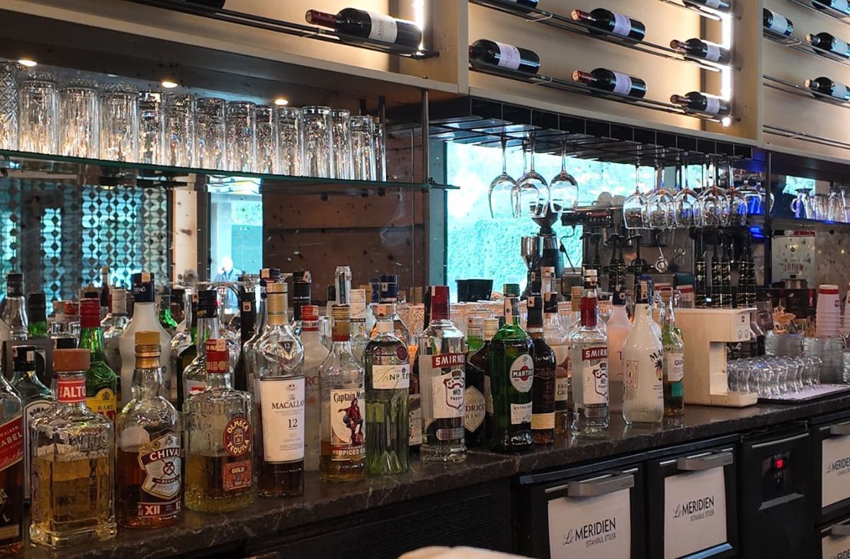 Poftiți în hotelul „tricolorilor”! Tur în resortul în care naționala va fi cazată la Istanbul