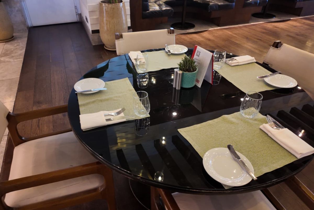 Poftiți în hotelul „tricolorilor”! Tur în resortul în care naționala va fi cazată la Istanbul