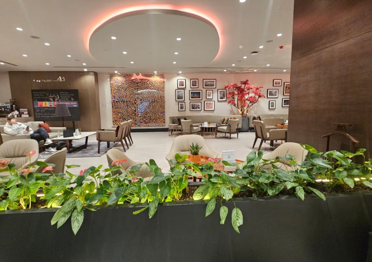 Poftiți în hotelul „tricolorilor”! Tur în resortul în care naționala va fi cazată la Istanbul