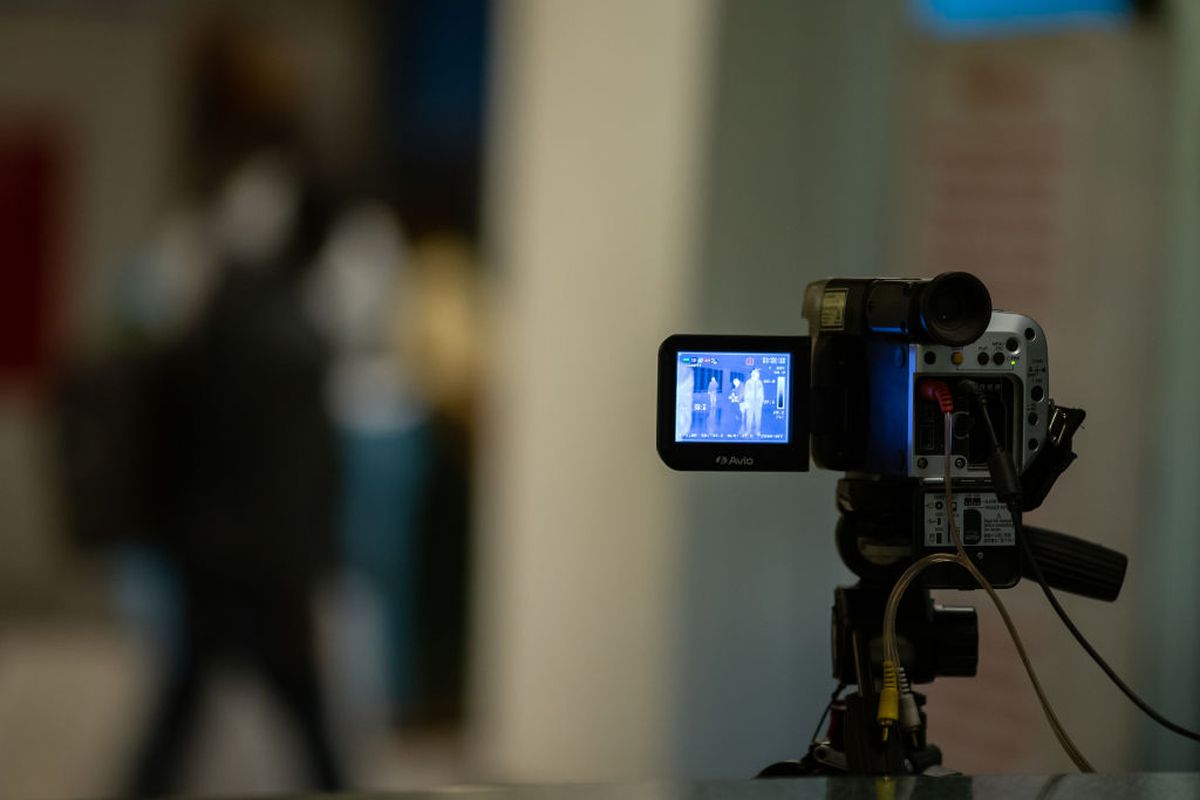 Președintele unei țări mai mari decât România, dat dispărut de la apariția coronavirusului » Ce vrea opoziția