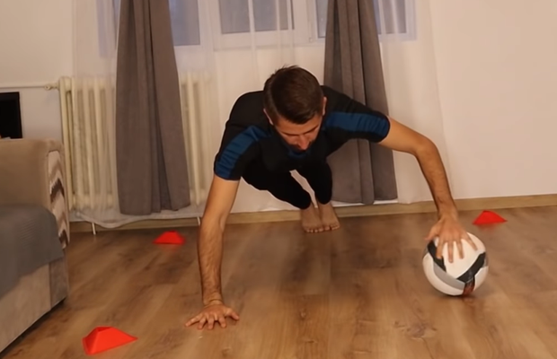 Antrenamente pe internet pentru fotbaliști » Cum să rămâi în formă de acasă