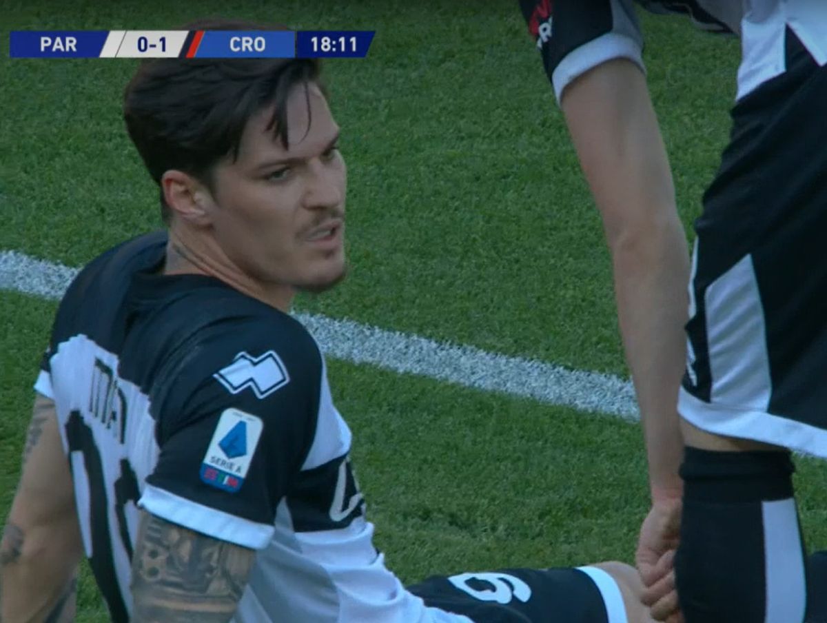 Parma - Crotone 3-4 » Mihăilă a marcat, dar echipa românilor e cu un picior în B! Man s-a rupt!