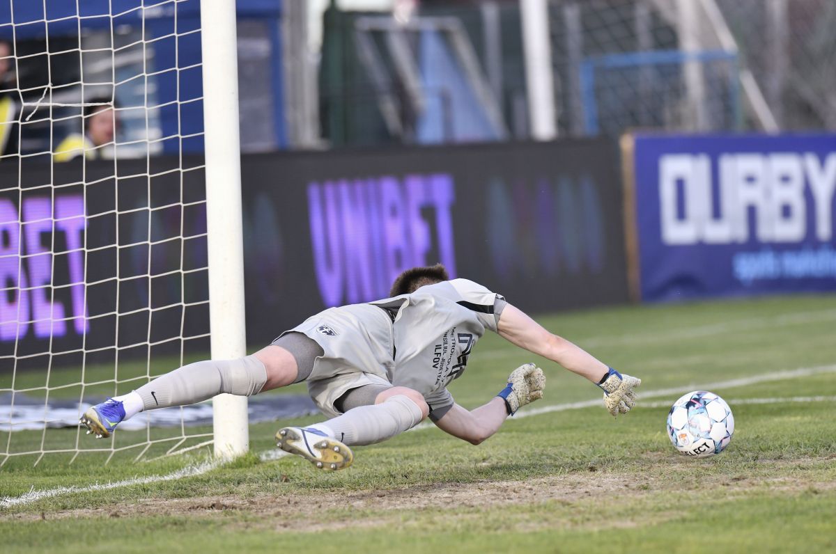 FC Voluntari contestă faza golului marcat de CFR Cluj » Ce acuză Ciobotariu și Armaș