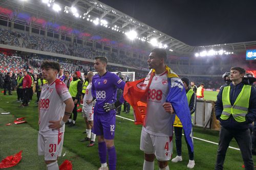 „Gestul fantastic” de la finalul meciului cu Steaua care l-a impresionat pe antrenorul lui Dinamo: „Sincer, m-a mișcat”