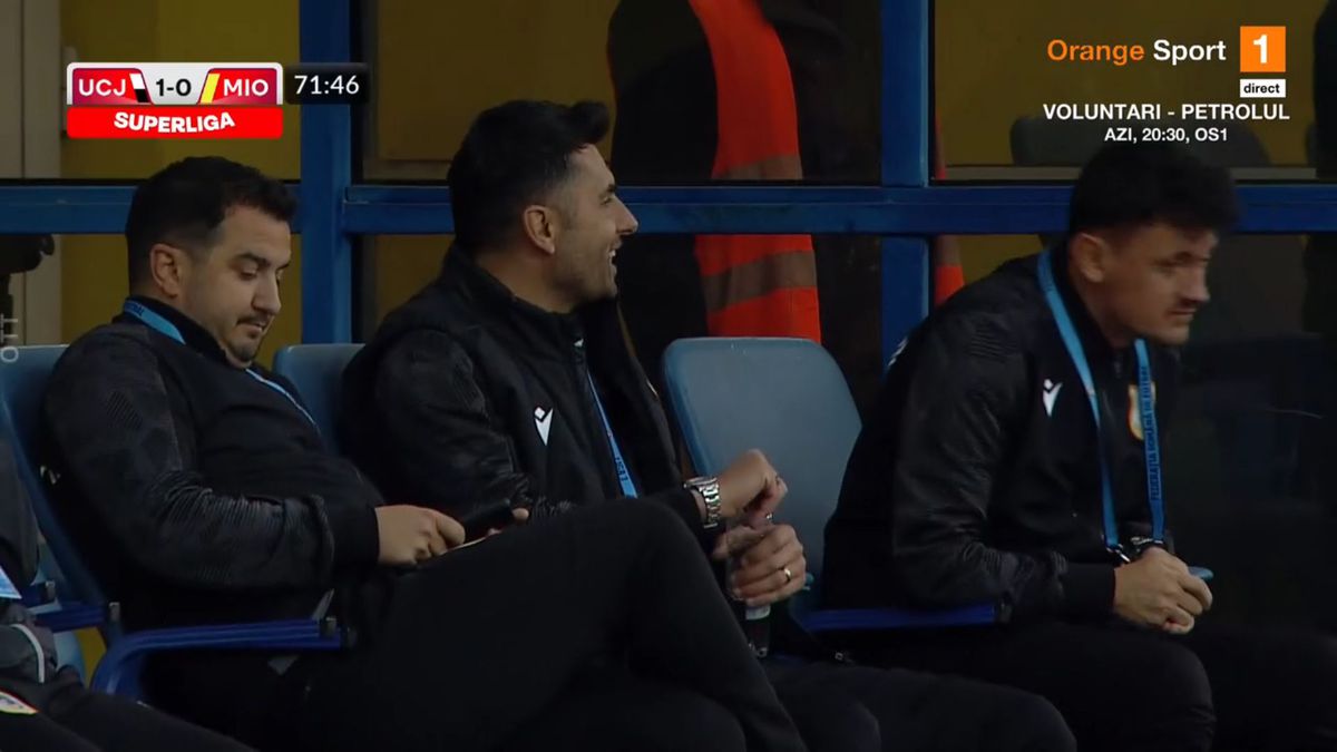 Gafă colosală în U Cluj - Mioveni » Dică a început să râdă pe bancă