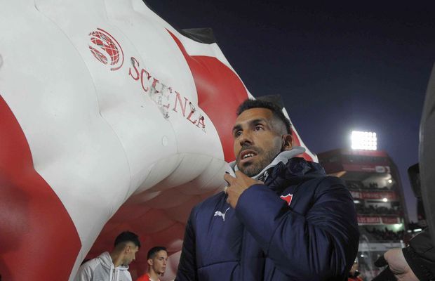 Carlos Tevez, din nou internat cu probleme cardiace, după ce a acuzat dureri puternice în piept