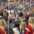NBA anchetează incidentul petrecut luni seară, pe Ball Arena din Denver, în care Strahinja, fratele vedetei gazdelor Nikola Jokic, a lovit un fan din tribune