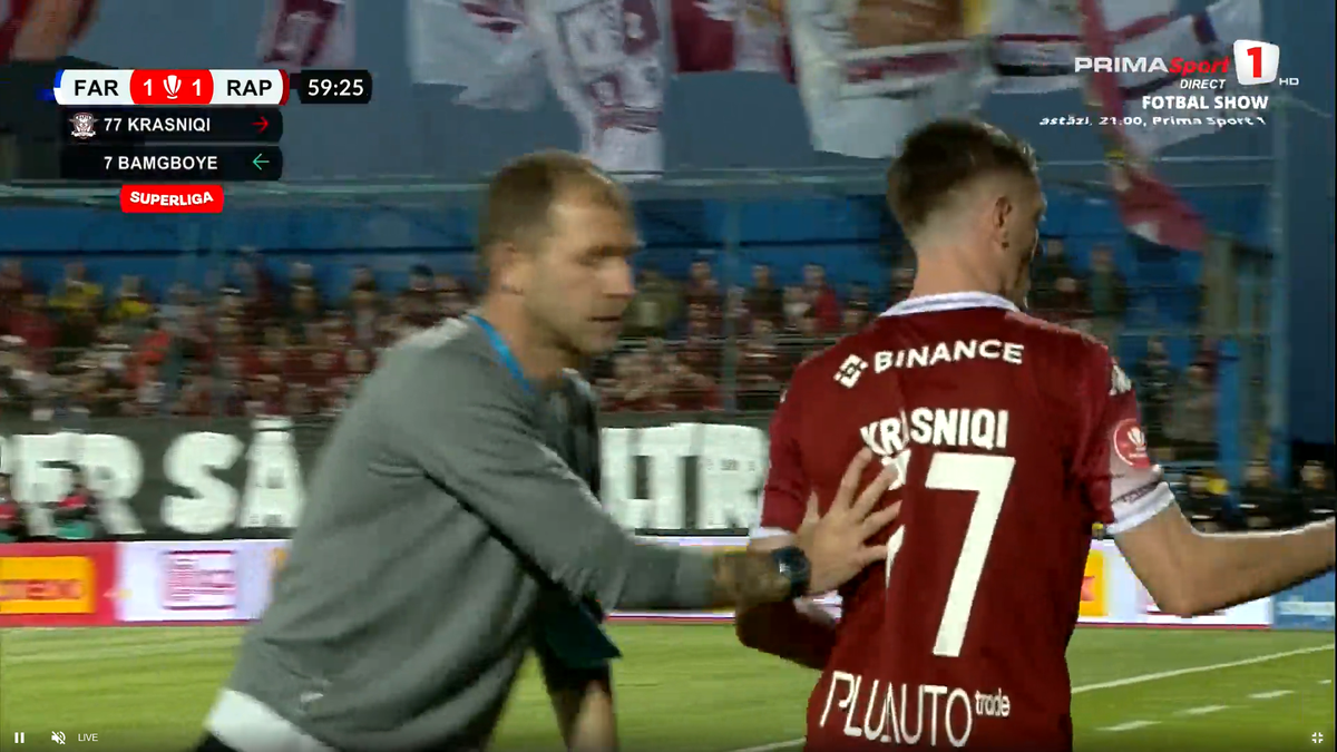 Scene incredibile la Farul - Rapid » L-a împins pe Bogdan Lobonț după ce a fost schimbat
