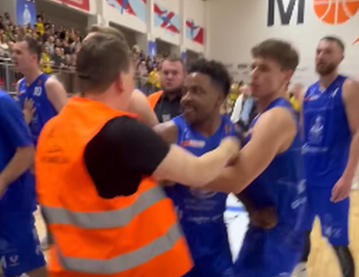 Bătaie în toată regula în Polonia, în liga a doua de baschet