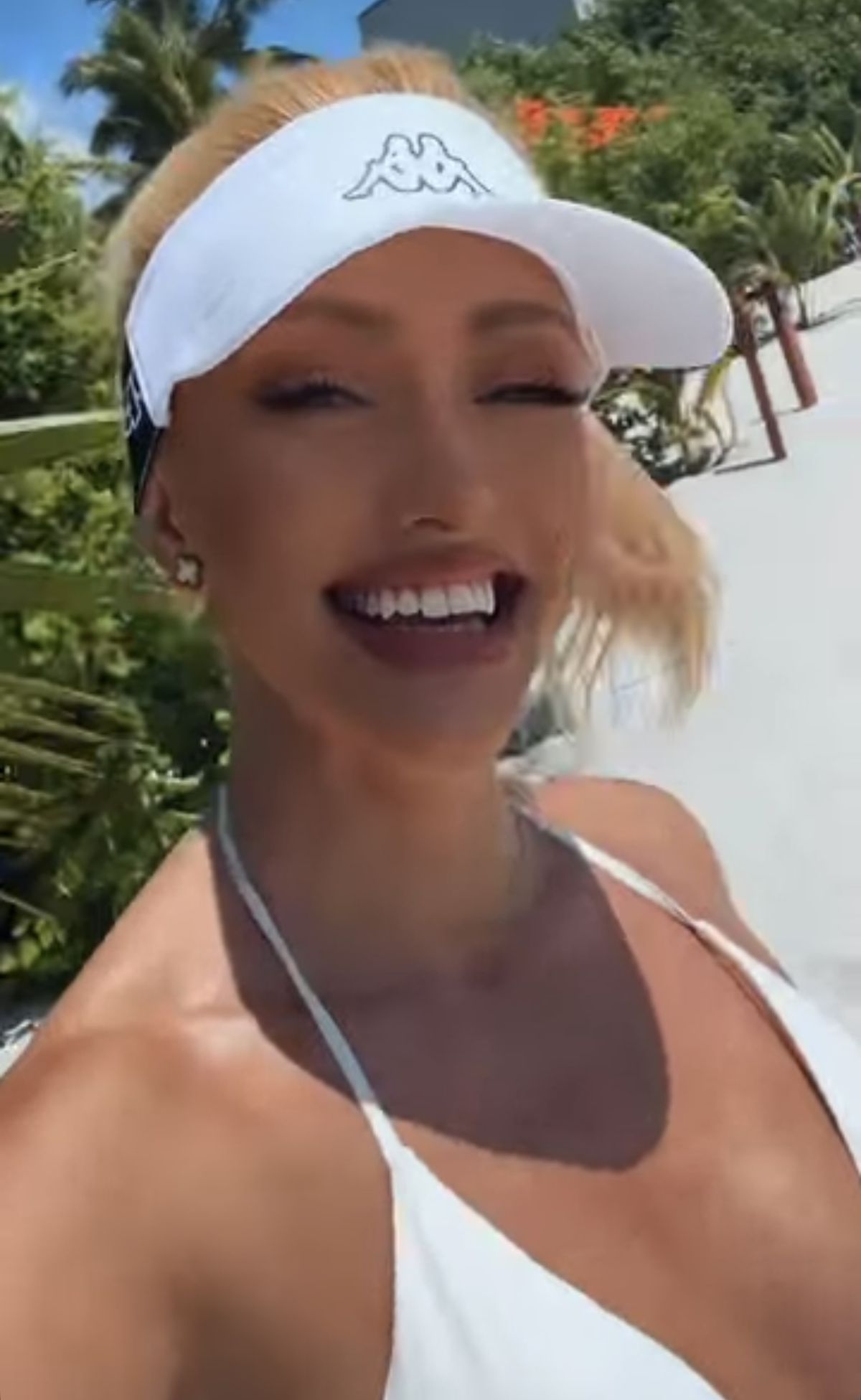 Prezentatoarea TV din România a pus pe jar Instagramul » Apariție incendiară într-o vacanță exotică de ziua ei