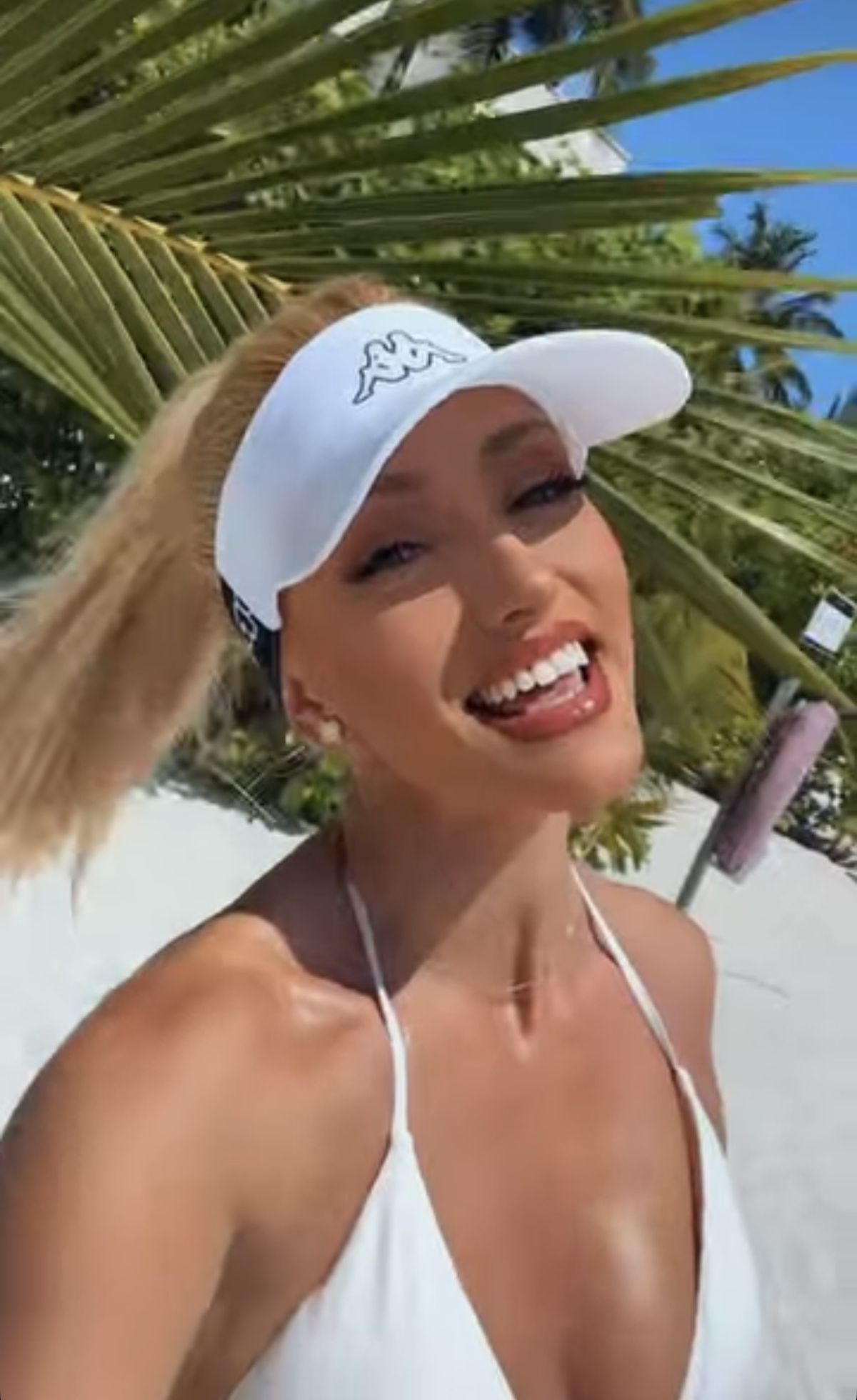 Prezentatoarea TV din România a pus pe jar Instagramul » Apariție incendiară într-o vacanță exotică de ziua ei