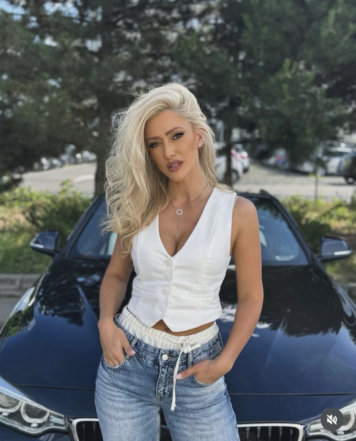 Prezentatoarea TV din România a pus pe jar Instagramul » Apariție incendiară într-o vacanță exotică de ziua ei