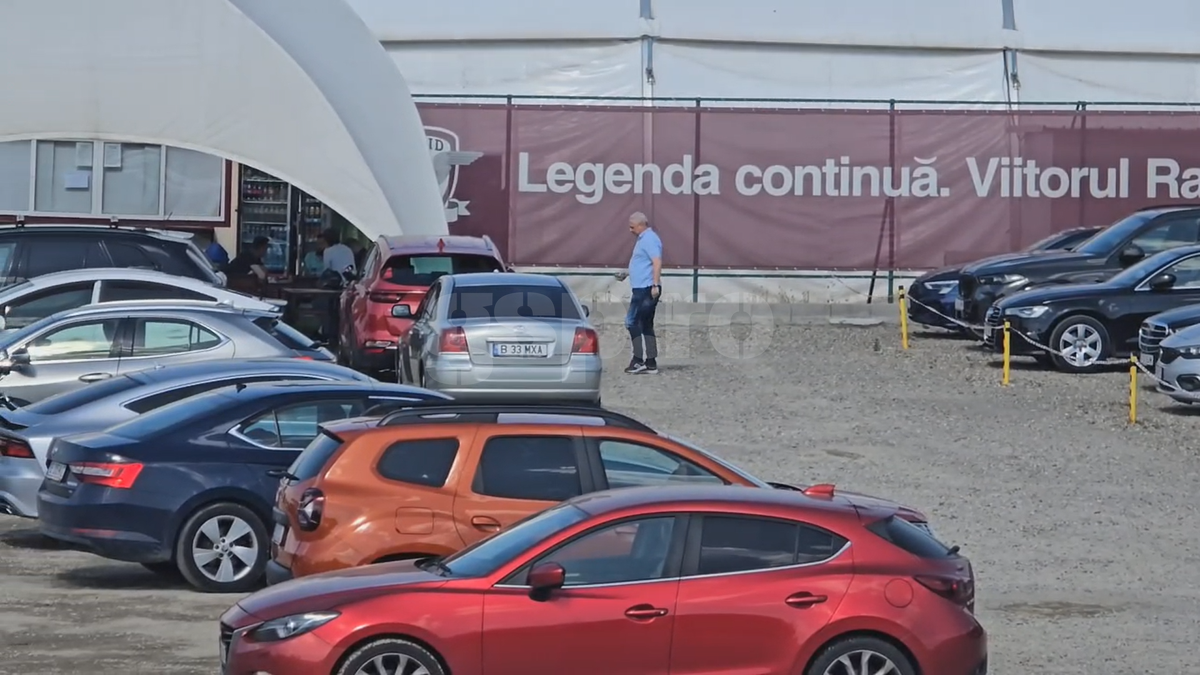 Marius Șumudică la antrenamentul după eliminarea din Cupa României