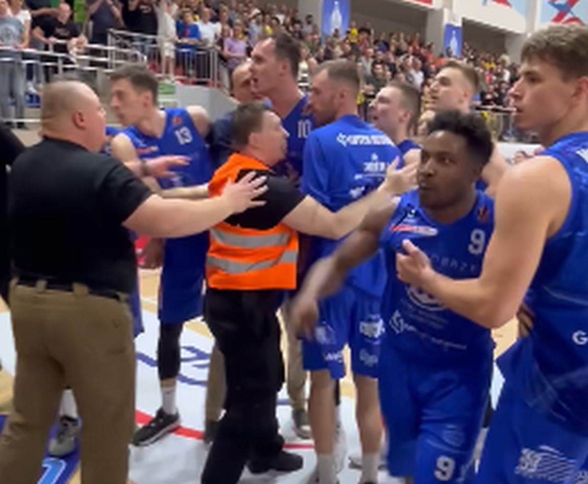 Bătaie în toată regula în Polonia, în liga a doua de baschet