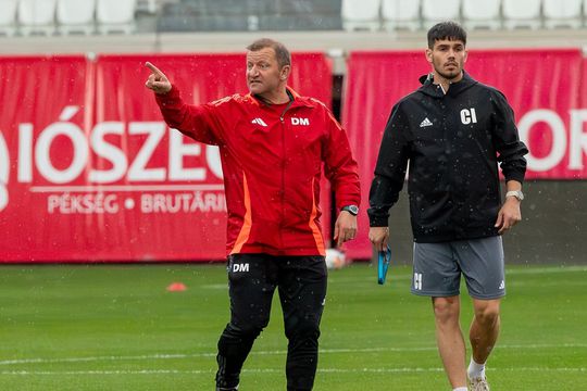 Dorinel Munteanu transferă de la Oțelul înaintea meciului direct. Foto: Sepsi OSK