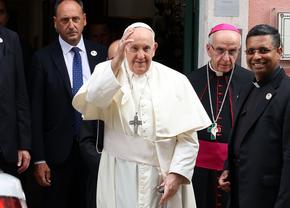 Nepotul Papei Francisc, ajutat de o agenție de turism pentru că nu avea bani să vină la înmormântare