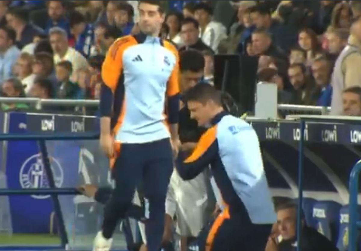 Ce trebuie să facă Jude Bellingham înainte de fiecare meci pentru a evita o pauză de 3 luni » Fanii lui Real Madrid îl roagă să se opereze