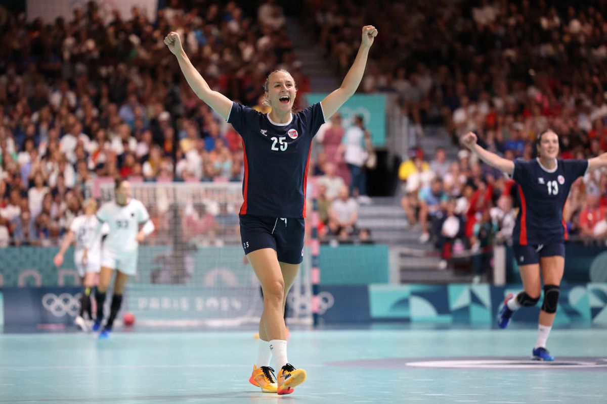 Henny-mania » CSM București trebuie să treacă de jucătoarea cu șanse mari să devină „GOAT” în handbalul feminin