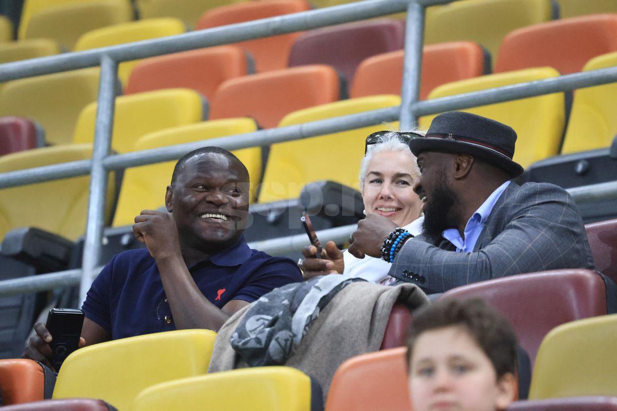 Îl mai ții minte? Apariție-surpriză la FCSB - Petrolul: fostul atacant al Rapidului a urmărit meciul din tribune