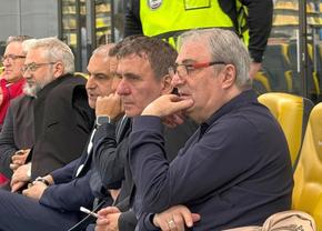 Gică Hagi a venit și la FCSB - Petrolul » Cine l-a însoțit pe selecționer
