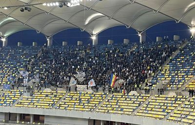 Fanii Craiovei nu s-au liniștit: noi scandări rasiste în meciul cu Dinamo