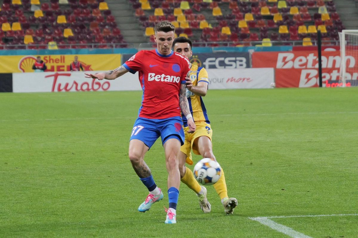 Imagini din meci FCSB - Petrolul // foto: Ionuț Iordache și Andrei Furnigă