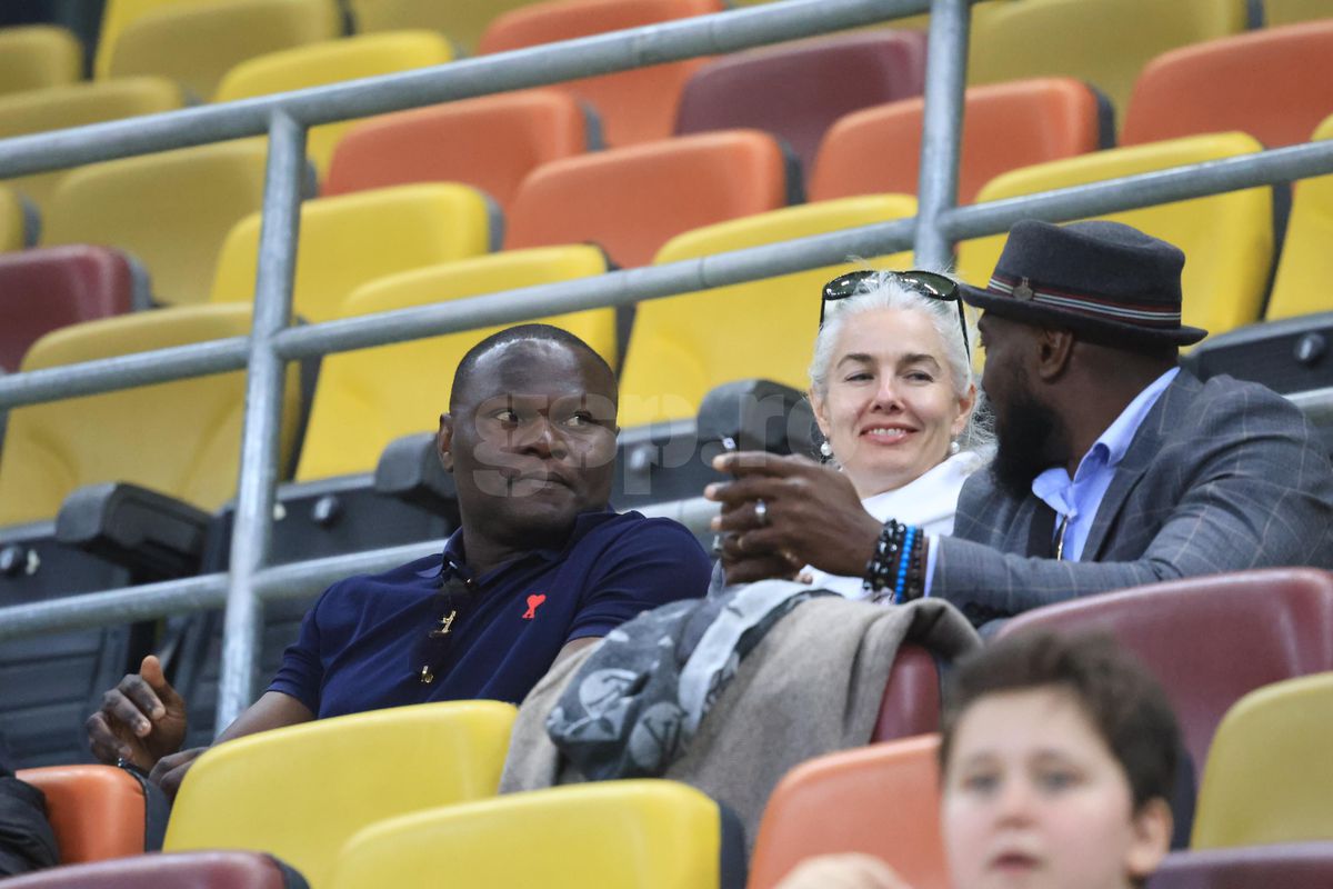 Îl mai ții minte? Apariție-surpriză la FCSB - Petrolul: fostul atacant al Rapidului a urmărit meciul din tribune