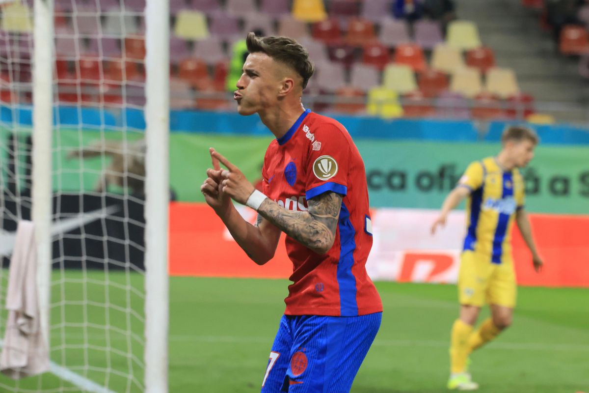 Imagini din meci FCSB - Craiova // foto: Ionuț Iordache și Andrei Furnigă