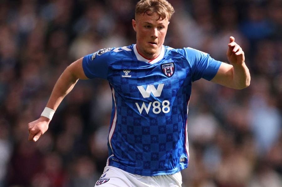 Artistul dă în judecată clubul din Premier League pentru designul echipamentului: „Este ridicol!”