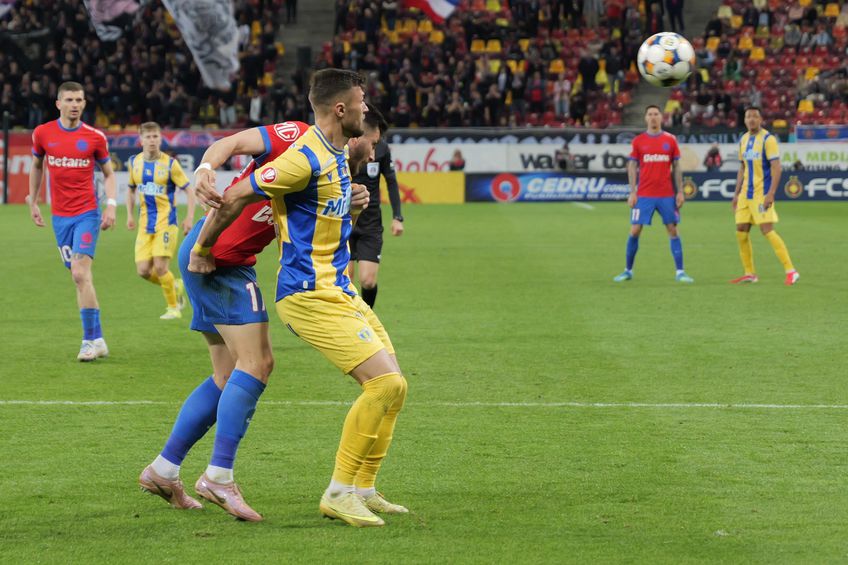 Mihai Popescu, duel cu Chică-Roșă, în FCSB - Petrolul