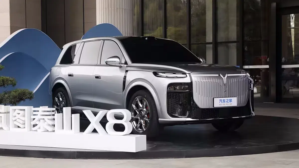 Noul „Rolls-Royce chinezesc”, record de vânzări în doar 20 de ore de la lansare » Prețul este de 10 ori mai mic