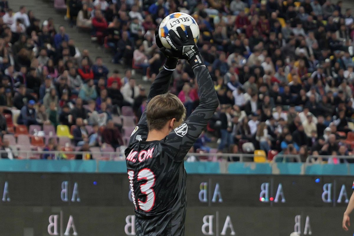 Imagini din meci FCSB - Craiova // foto: Ionuț Iordache și Andrei Furnigă