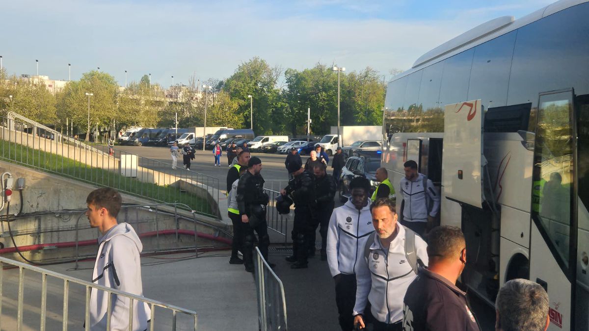 Lucian Filip nu s-a comportat ca un „principal” » Detaliul inedit surprins înainte de FCSB - Petrolul