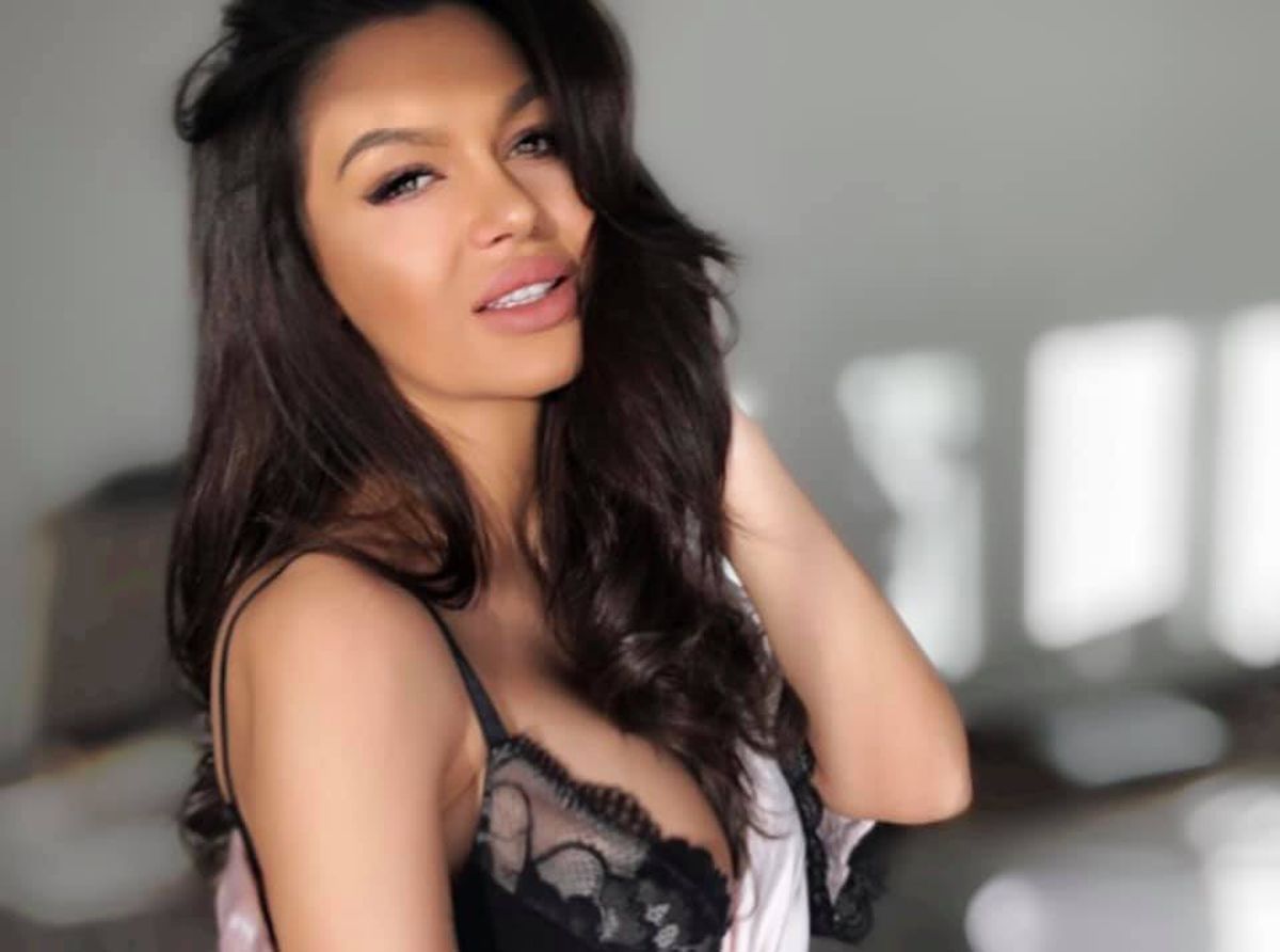 GALERIE FOTO Raluca, cea mai hot de pe Instagram! S-a iubit cu un fost jucător de la Dinamo și Rapid și e fană Neymar