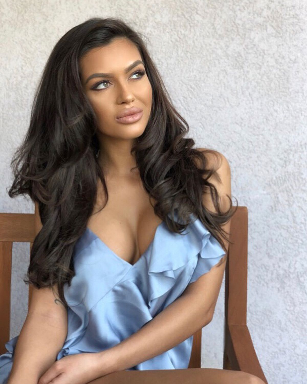 GALERIE FOTO Raluca, cea mai hot de pe Instagram! S-a iubit cu un fost jucător de la Dinamo și Rapid și e fană Neymar