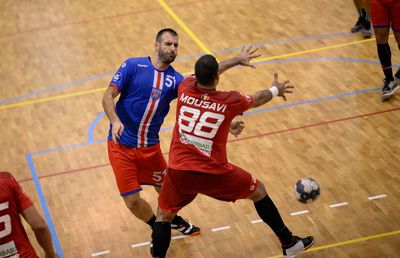 EXCLUSIV. Dinamo se întărește de la marea rivală!