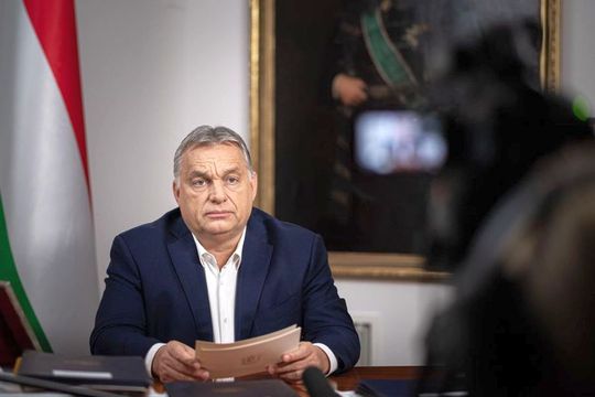 Investițiile lui Viktor Urban sunt așteptate precum pâinea caldă în România