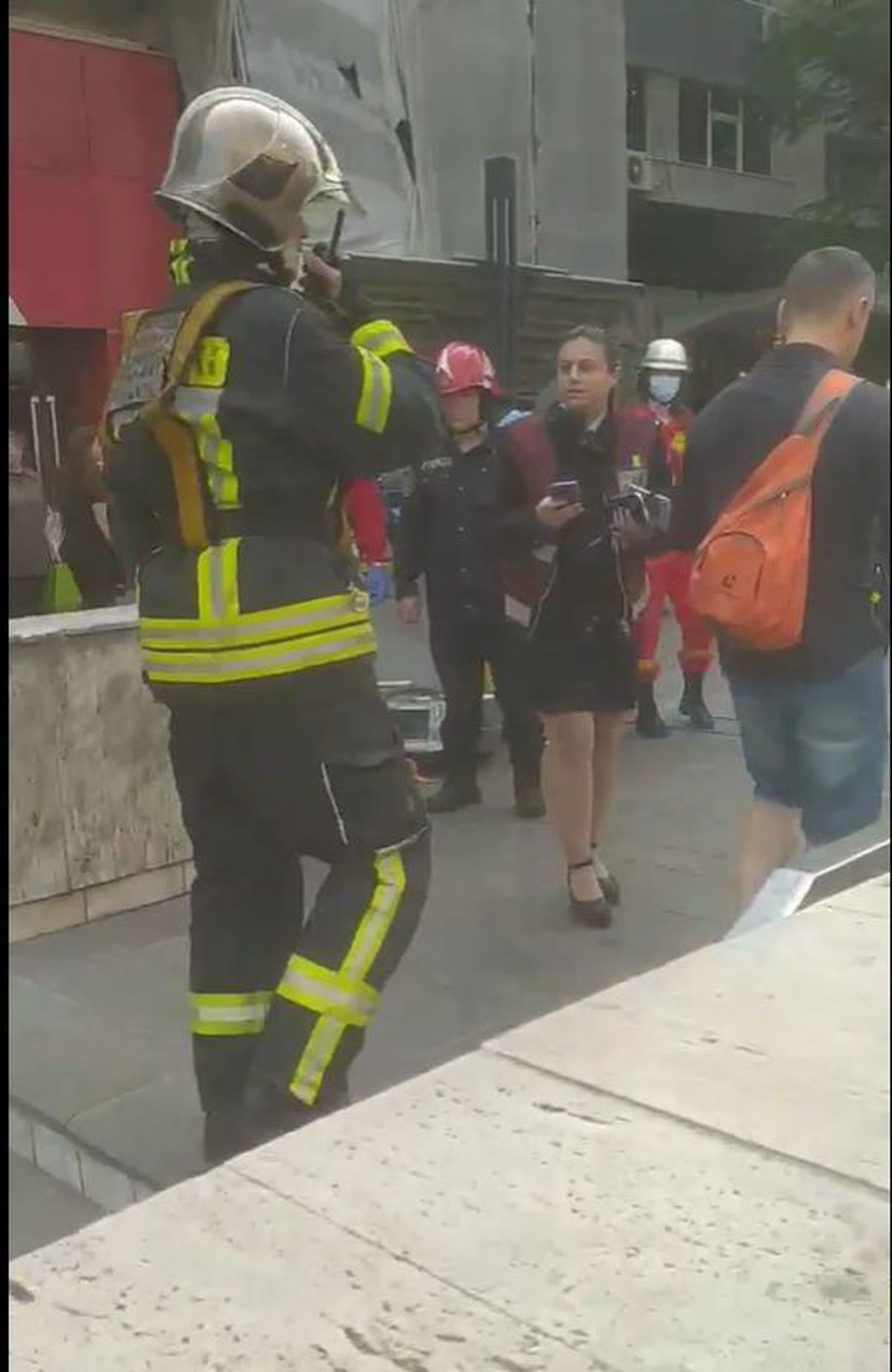 Alertă de incendiu la metroul de la Piața Romană