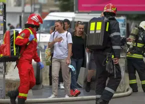 Alertă de incendiu la metroul de la Piața Romană » 25 de persoane au avut nevoie de îngrijiri medicale