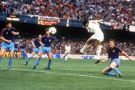Episodul 5: Finala Cupei Campionilor 1989 » Steaua a driblat mai mult la 0-4 cu AC Milan, dar a făcut doar 10 faulturi și a fost ucisă pe contraatac!