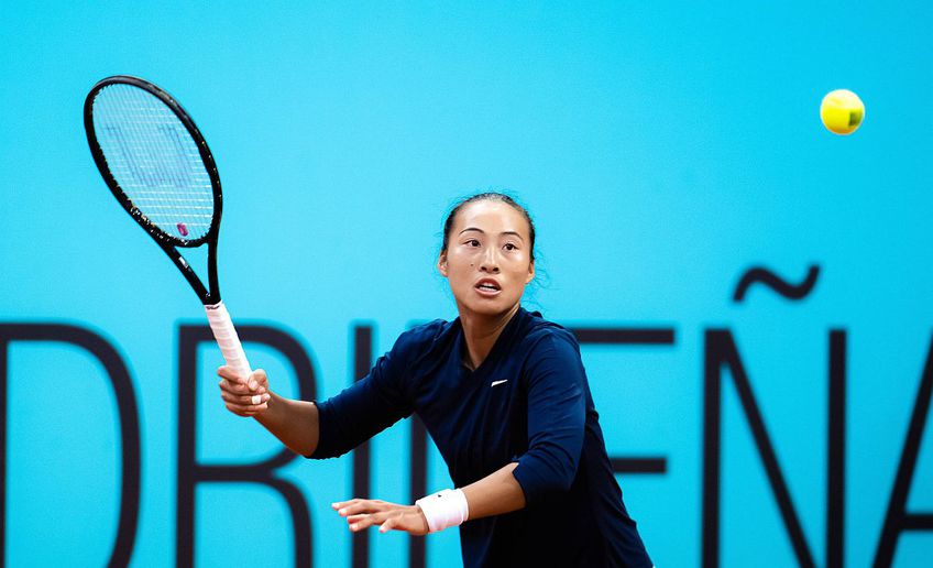 envelope pageant Perceive Simona Halep - Qinwen Zheng în turul 2 la Roland Garros: „Când eram  junioară, tata îmi vorbea despre ea”