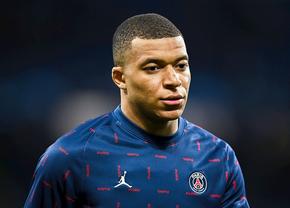Mbappe dezvăluie că a fost ademenit de o a treia echipă, pe lângă Real Madrid și PSG: „E clubul preferat al mamei mele, îl iubește!”