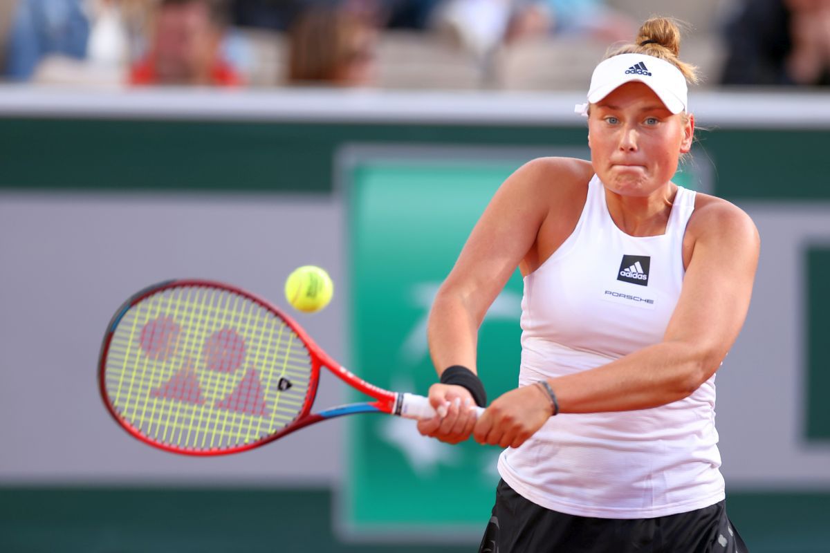 Simona Halep, calificare cu emoții în turul II la Roland Garros, după un meci teribil cu nemțoaica de 18 ani Nastasja Schunk