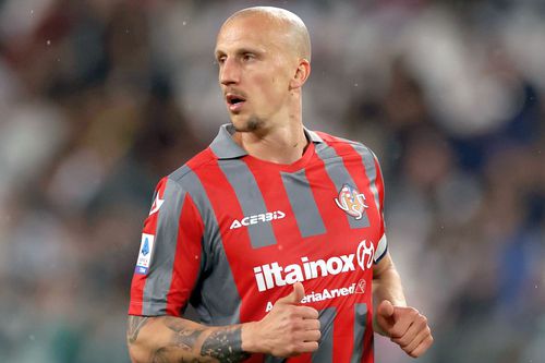 Florin Gardoș (34 de ani), fost fundaș la FCSB, i-a transmis lui Vlad Chricheș (33 de ani) să nu se întoarcă la echipa roș-albastră.