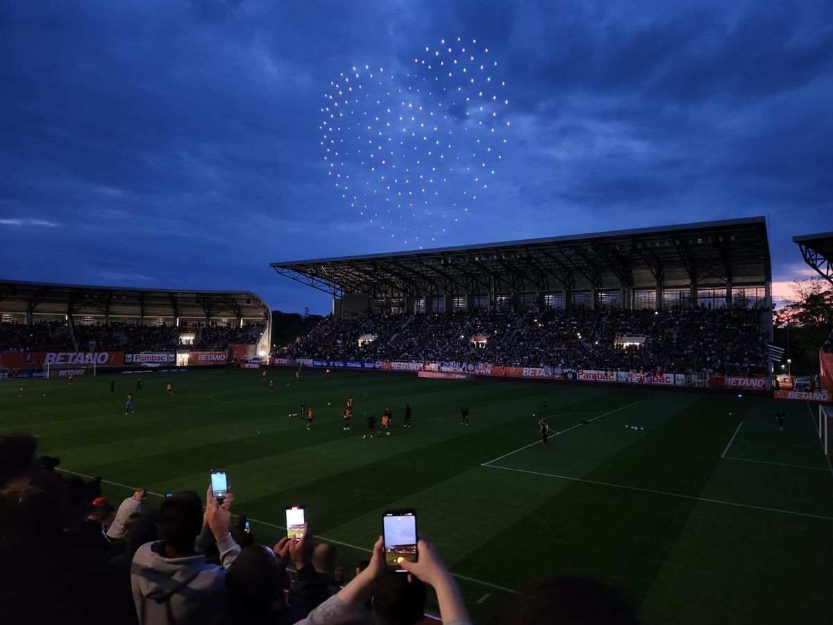Spectacol de lumini în pauza finalei Cupei României
