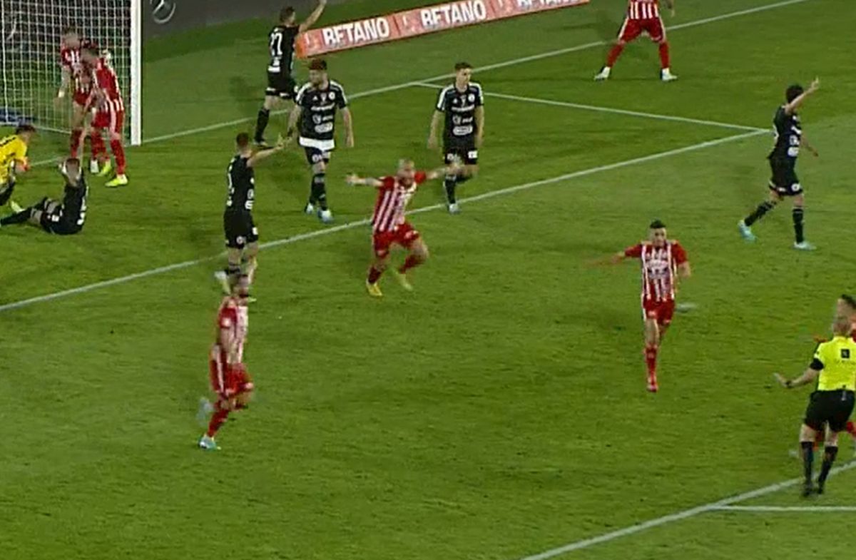 Fază controversată în finala Cupei României » Sepsi a cerut gol, Cătălin Popa și Istvan Kovacs n-au fost de acord