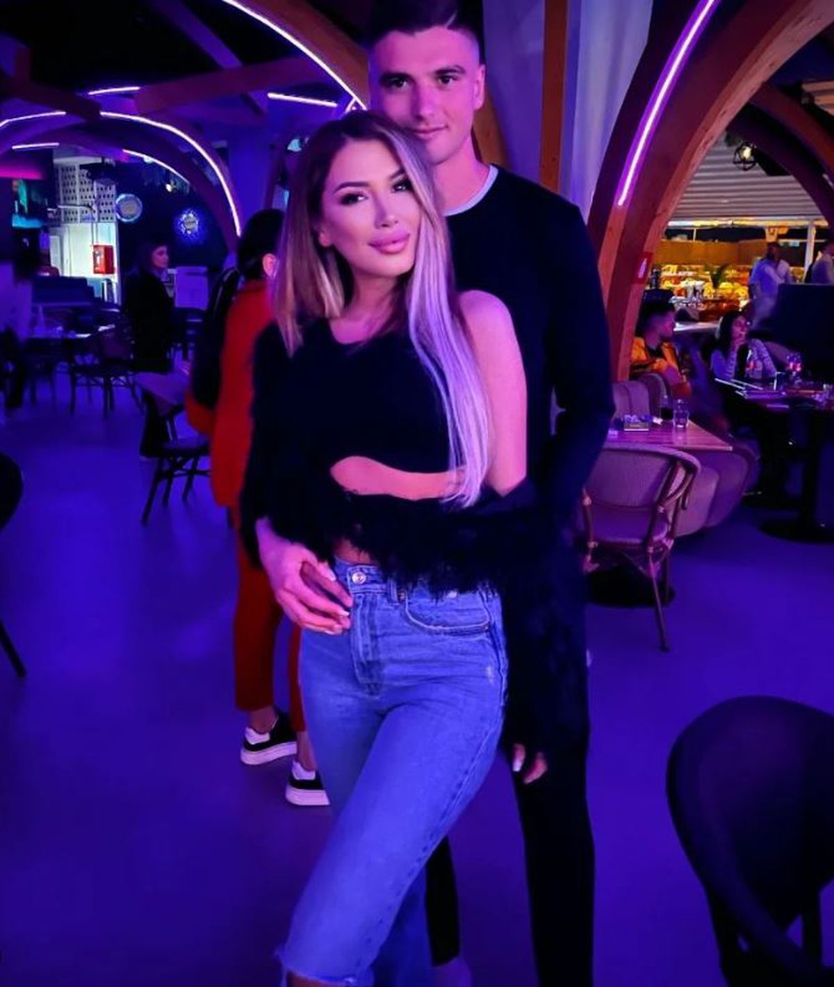 Iubita fotbalistului de la Farul a atras toate privirile la meciul cu FCSB » Nu a lipsit nici de la petrecerea campionilor