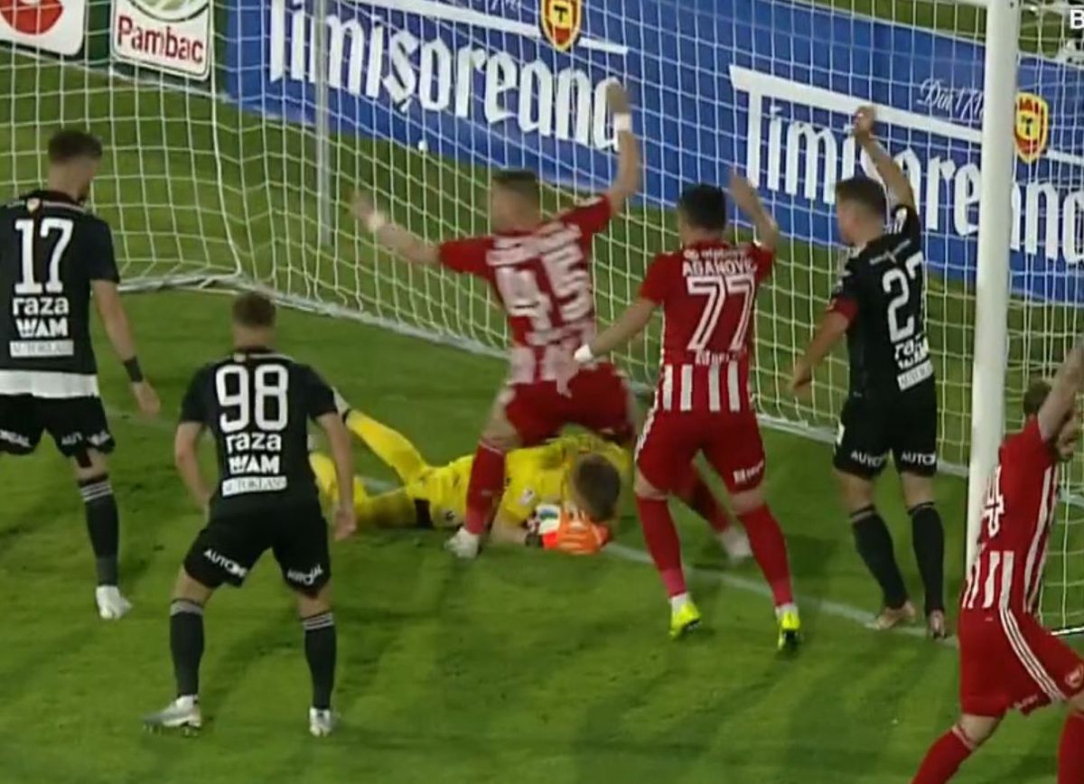 Fază controversată în finala Cupei României » Sepsi a cerut gol, Cătălin Popa și Istvan Kovacs n-au fost de acord