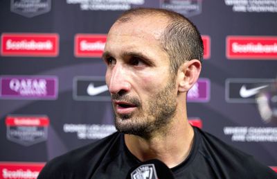 Chiellini a strigat la el în timpul interviului: „Clovnule!”