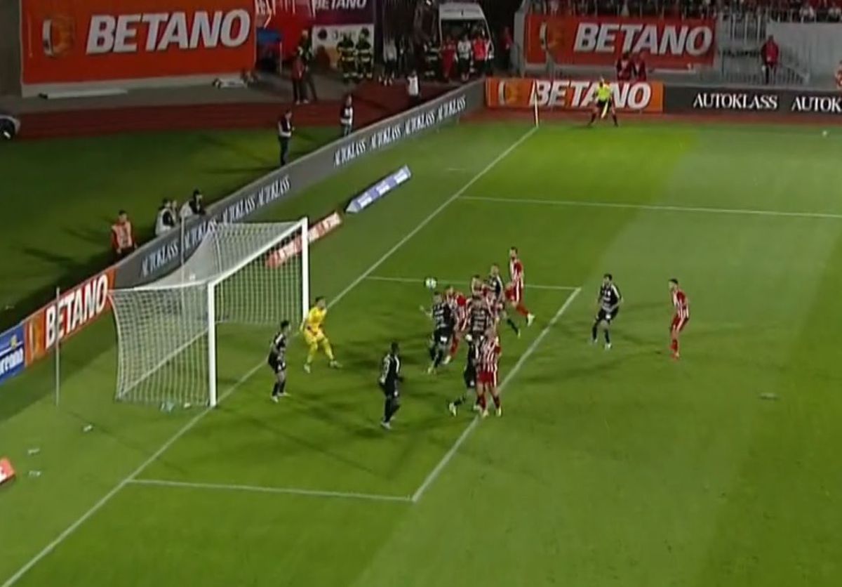 Fază controversată în finala Cupei României » Sepsi a cerut gol, Cătălin Popa și Istvan Kovacs n-au fost de acord